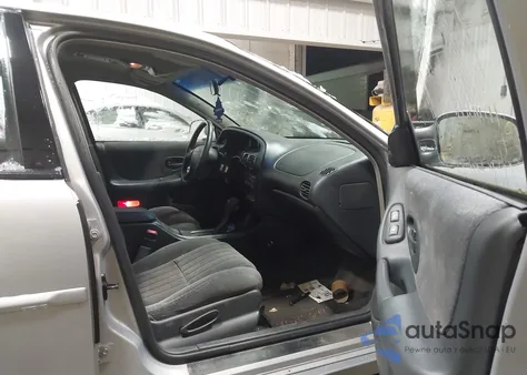 2000 Pontiac Grand Prix Gt z USA, uszkodzony, nr VIN 1G2WP52K1YF190986